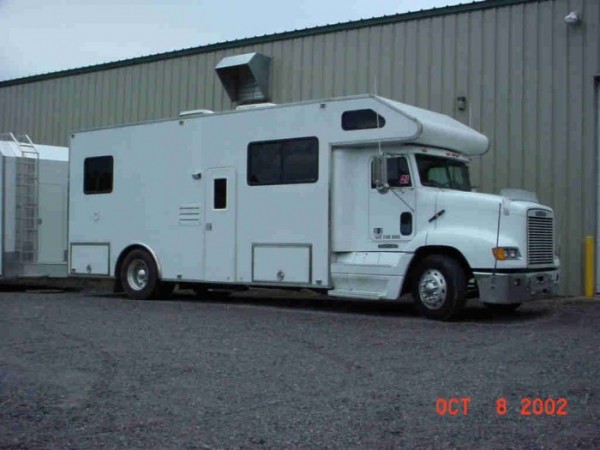 2000 Cobra Coach