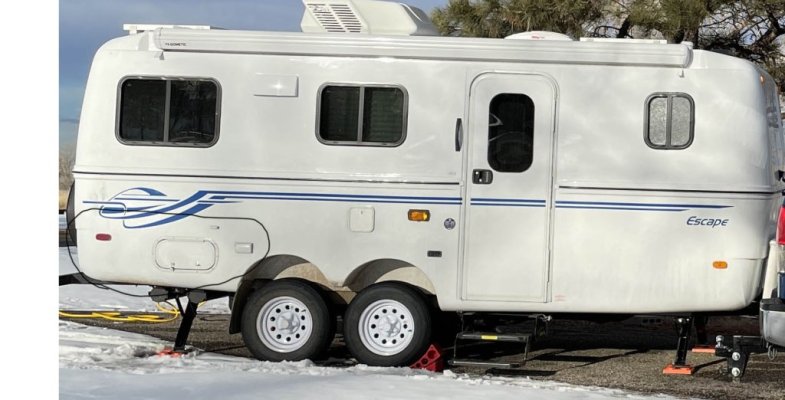 2022 escape passenger side rear access hatch circled before damage.jpg