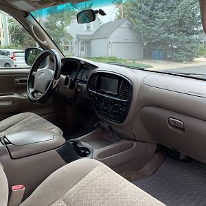 tundra front seats dash