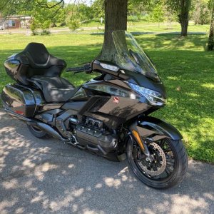 2021 Honda Goldwing Tour DCT Metallic Black