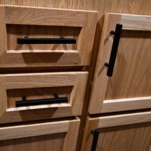 Cabinet Handles/Pulls