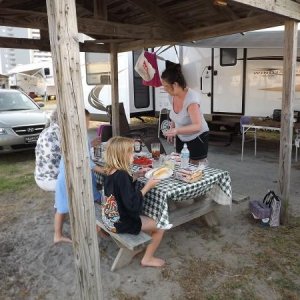 Lunch time at the camp !!