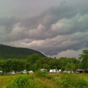 Storms rolling in over Raccoon Mtn.
Raccoon Mtn caverns and Campground
Chattanooga, TN