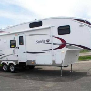 2011 sabre 32bhok 6 fifth wheel trailer