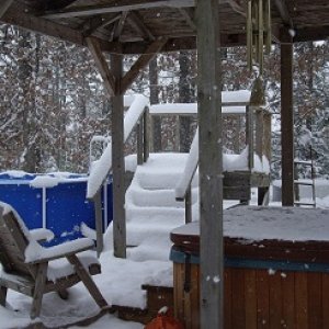 House is small and rustic, but it has DSL and a HOT TUB!! Even in the snow!