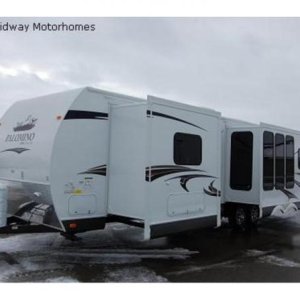 2011 Palomino Elite 829RLQS