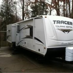 New 2012 Primetime Tracer 3200BHT