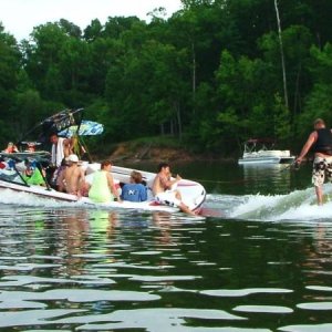 Memorial Day 2005, yes, that's a lot of people and weight in the boat, but it is a killer surfing wake.