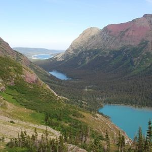 down caynon veiw of Grinnell hike