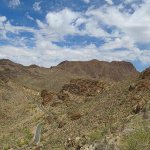 Gates Pass between Tucson and Old Tucson