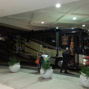 Don't see this everyday at the timeshare.  Unpacking at 12:30 in the morning the day the toad lost the transmission.  8 people came in behind us becau