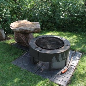 Deep Woods RV Park
Fire Pit & Rock Table