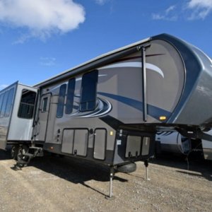 2015 Sandpiper 376bhok Exterior