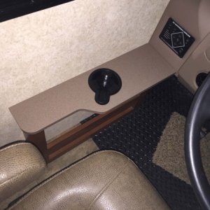 2015 - 351DS Factory driver side cupholder