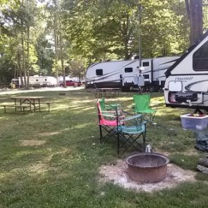 This was on a Wed in Foxfire campgrounds, by Thurs. eve the area in the back had filled up with a family of around 10 campers who have a tradition of 