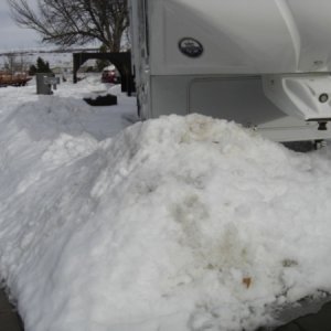 !/11/17 snow pile.