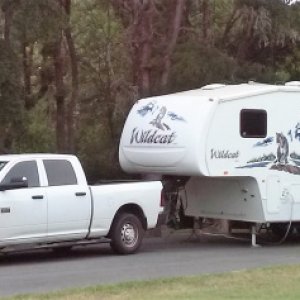 5th Wheel and tow vehicle