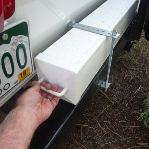 5 inch vinyl fence post and end caps with cabinet handle.