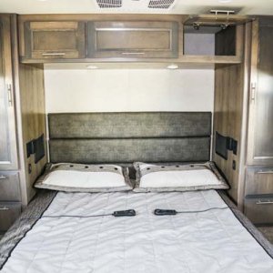 28SS - Bedroom