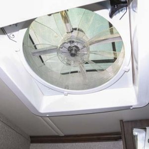 28SS - Bathroom Ceiling Fan