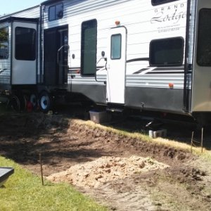 Setting up and installing concrete patio