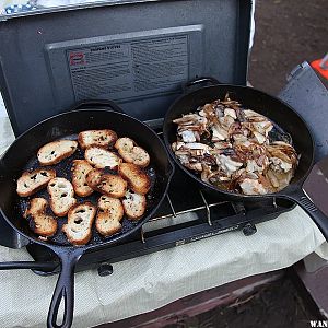 Chicken sliders courtesy of Marc at XPCamper