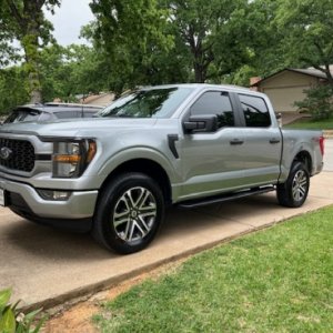 23' F 150 STX medium