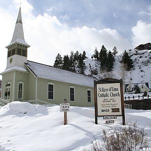 Beautiful Lake City in Winter