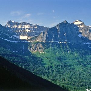 Views along The-Going-to-the-Sun Road