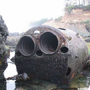 The Boiler of Boiler Bay at ultra low tide.