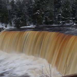 Tahquamenon Falls Dec 2014