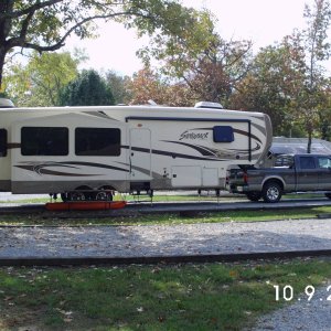 2009 FORD F250 & 2016 Silverback 33IK