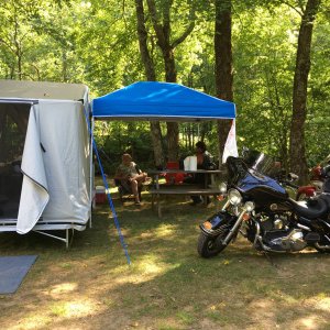 Harley Pop UP Camping