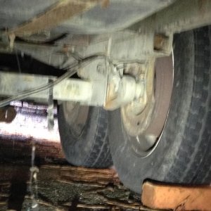 Left torsion axle