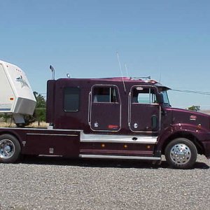 1998 Peterbilt 330