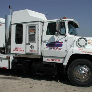 1989 Ford L9000