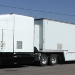 Cabover Truck White 1999 Peterbuilt