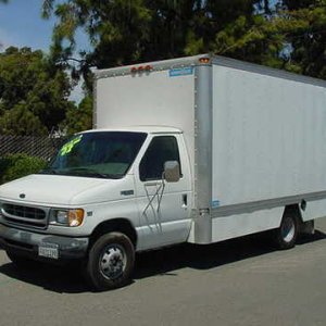 2002 Ford E350 w/14' aluminum box.