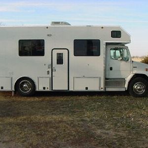 96 Freightliner FL70, 20'