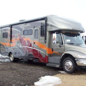 2008 Gulf Stream Supernova, International chassis 4000 series chassis