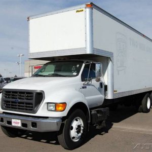 2003 Ford F-650 26' Box Truck CAT Diesel Auto