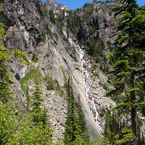 Trail to Gwiliam Lakes.jpg