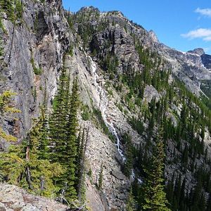 Trail to Gwillim Lakes (16).jpg