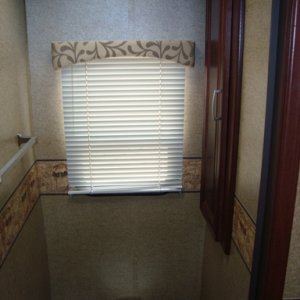 RV TOILET ROOM