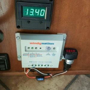 20151128 105226
solar with battery capacity meter