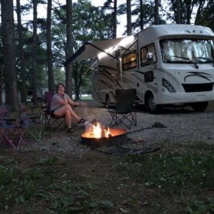 Thor ACE 30.2 with firepit in Georgia KOA.