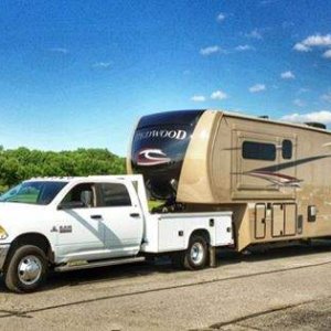 Moby Red: the 2014 Ram 3500 DWD and the 38GK headed for home 6-11-14.