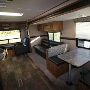 2016 Crossroads Zinger 291RL Z-1 Interior