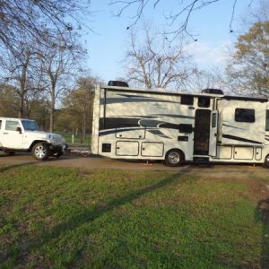 Lake Chicot State Park, Lake Village, AR, FHU.  1 overnight 4/3/2015 on our return from AL.  Beautiful lake view.  A "must" for a return visit.