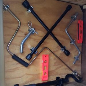 Pass-thru tool storage